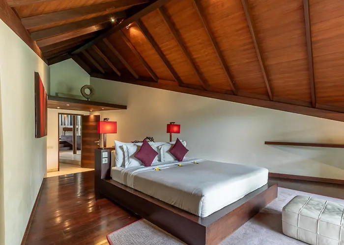 Villa The Layar - Designer And