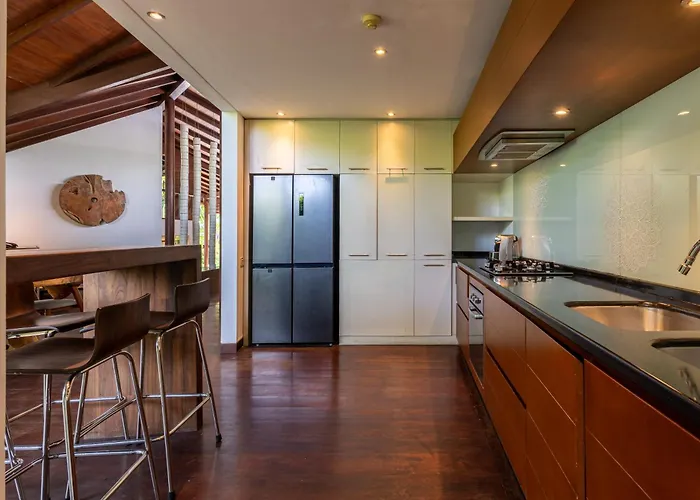 The Layar - Designer And Seminyak (Bali)