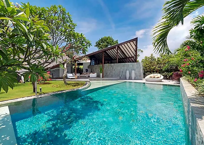 Villa The Layar - Designer And