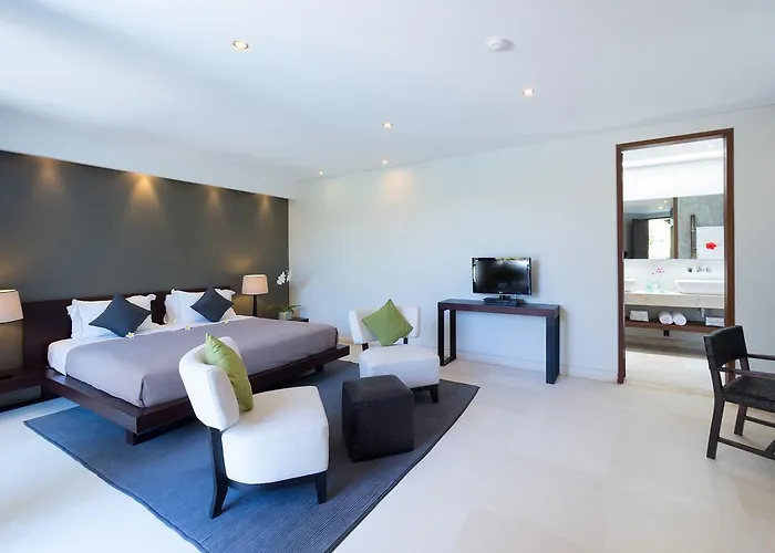 Villa The Layar - Designer And